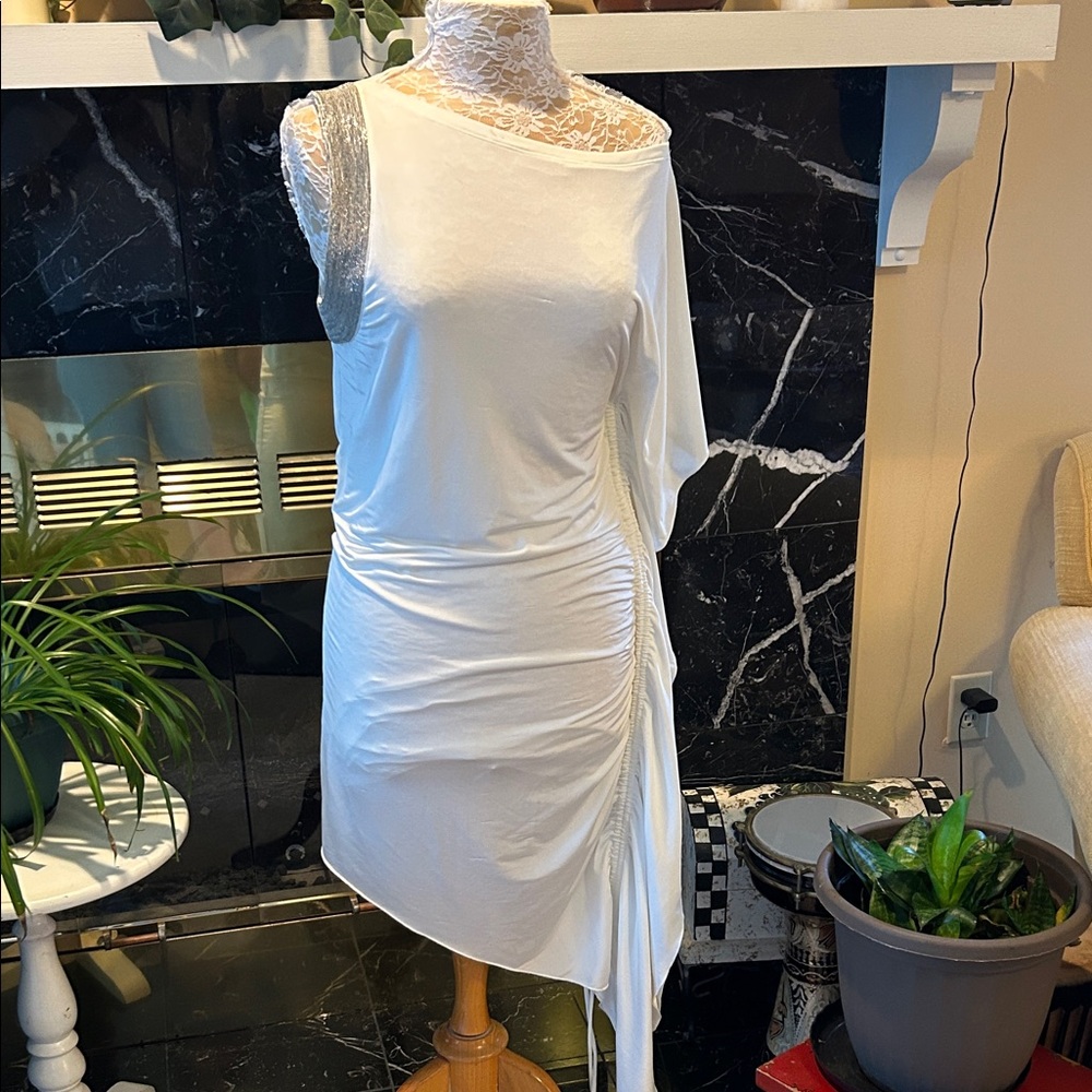 Caribbean Queen White One-Shoulder Dress with Silver Accent